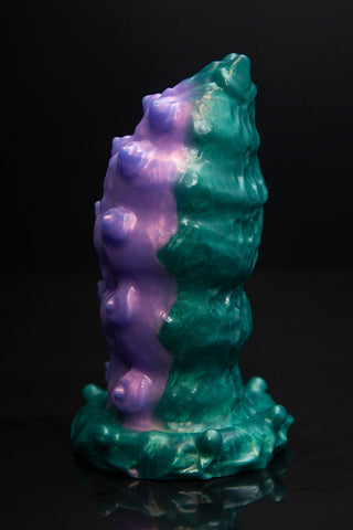 Xeno the Larva Fantasy Bug Dildo Color Flop (00-50 Firmness)