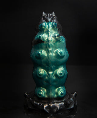 Xeno the Larva Fantasy Bug Dildo Color Flop (00-20 Firmness)