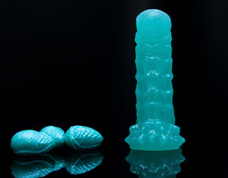 Here is the back side of our Aquarius the Kelpie Ovipositor. We strive to be an all inclusive shop offering a wide variety of handmade sex toys and transgender affirming products. 