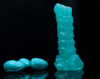 A side view of our Aquarius the kelpie fantasy ovipositor. All of our sex toys are 100% handmade to insure the highest quality.